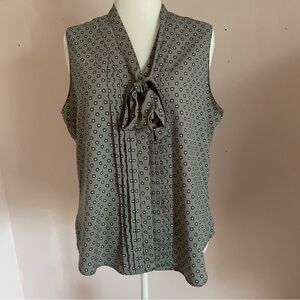 Lauren Ralph Lauren Gray Sleeveless Georgette Tie Neck Blouse Size XL Pleated